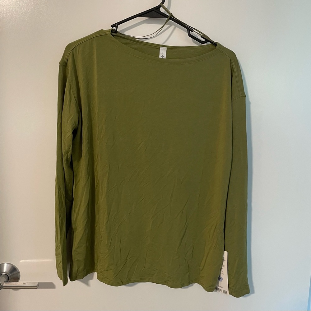 NWT - Green Lululemon Open Back Long Sleeve
